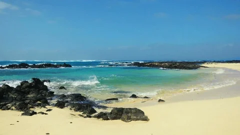 El Cotillo, bay, beach and sea, Fuerteventura Stock Footage 104824560