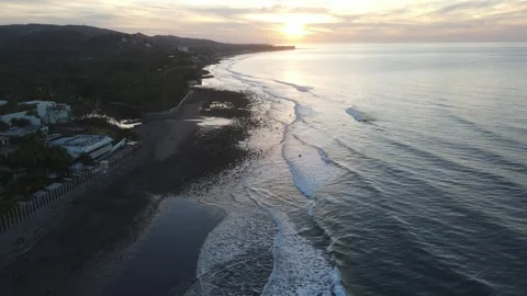El Tunco sunrise 2 Stock Footage 302946791