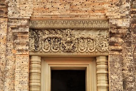 Elaborate bas relief, bas-relief, ornament carved into the sandstone above th Foto stock