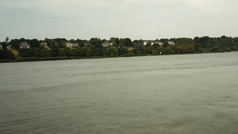 Elbe river time lapse Stockbeeldmateriaal 95455975