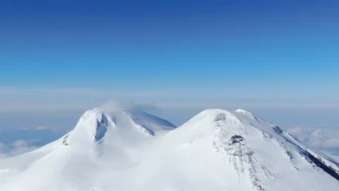 Elbrus from the side 3 Stock-Footage 197275125