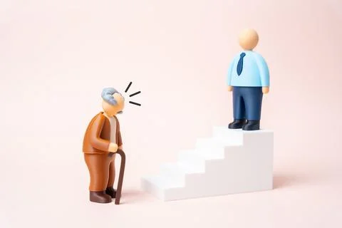 An elderly man is surprised by the difficulty of approaching officials. Weak  Stock Photos