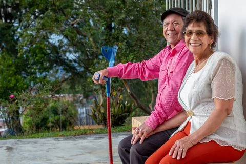 Elderly married couple looking at the camera while smiling. Elderly couple Fotos de archivo