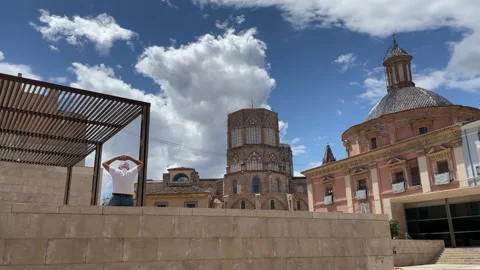 Elderly senior man doing exercises in the Valencia city center Stockbeeldmateriaal 154589507
