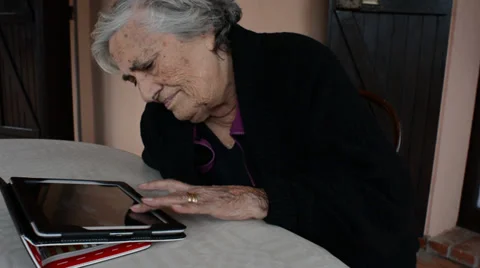 Elderly woman Stock Footage 33764043