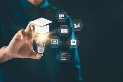 Elearning graduate certificate program man holding glowing light bulb featu.. 库存照片