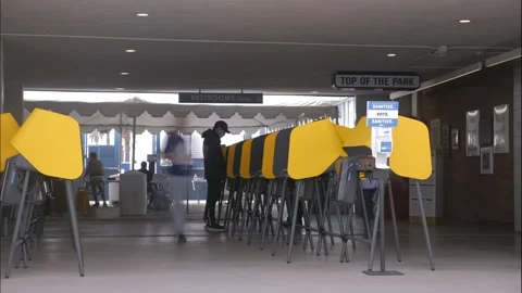 Election Day: Voting Timelapse Dodger Stadium Видео 142491593