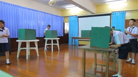 Election Leader Student in Elementary school, Students vote Stock Footage 50305898