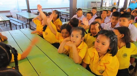 Election Leader Student in Elementary school, Students cheered the vote count Stock Footage 50726914