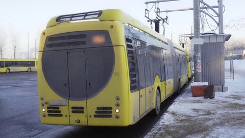 Electric bus, battery charging Video stock 85187254