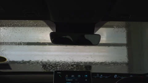 Electric car are entering the process of automatic car washing Video stock 340014922