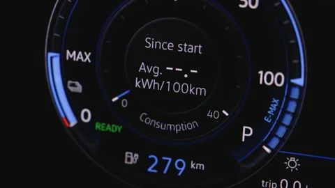 https://images.pond5.com/electric-car-dashboard-battery-indicator-footage-211053506_iconl.jpeg