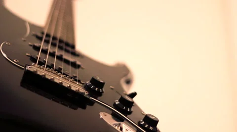 Electric guitar side dolly Видео 58887235