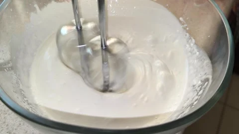 An electric hand mixer Video stock 320375417