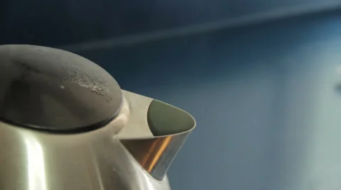 Electric Kettle Boiling Stockbeeldmateriaal 27621402