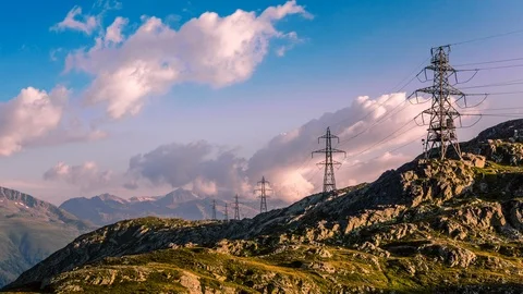 Electric lines over Grimsel mountain, Switzerland time lapse Stockbeeldmateriaal 119058971