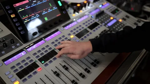 Electric machine on table for working or club dj at party in nightclub Vídeos de archivo 162753308