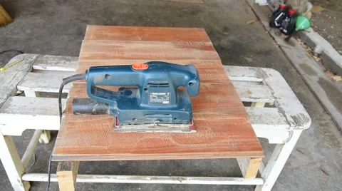 Electric sander in worker haand Video stock 50345839
