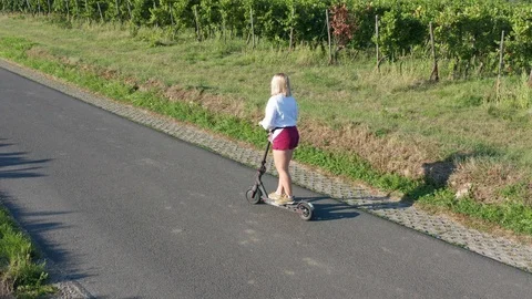 Electric Scooter 動画素材 115666648