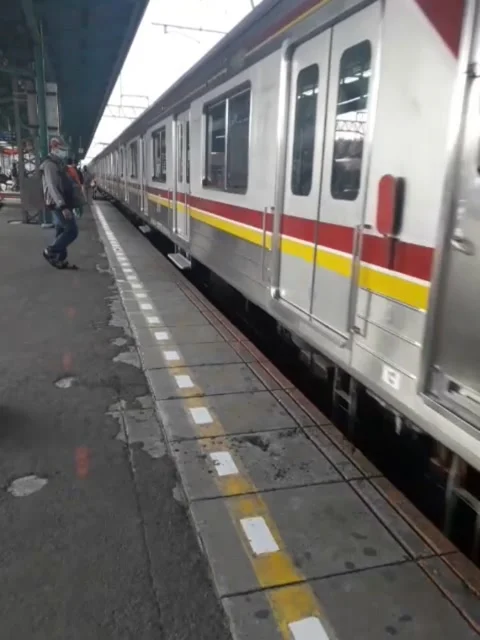 Electric train Stock Footage 225768242