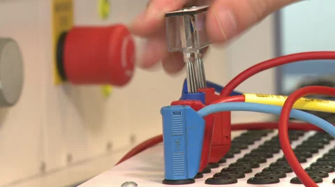 ELECTRIC WORKSHOP RESISTENCE Stock Footage 39335560
