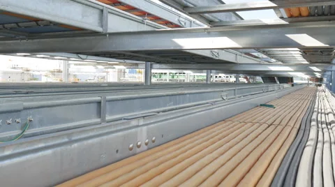 Electrical cable tray in construction area of refinery plant 库存影片 60224838