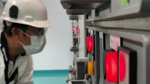 Electrical engineer to separate electrical energy Stock Footage 164927049