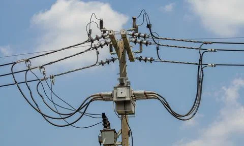 Electrical insulators set, cable laying work. Transmission lines. Foto stock