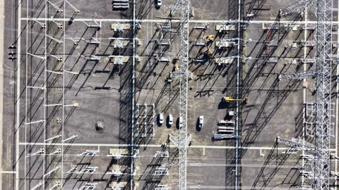 Electrical substation aerial view of high voltage power grid Vídeo Stock 336876257