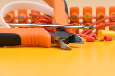 Electrical tool accessories at workshop Stock-Fotos