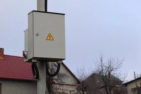 Electrical Utility Box mounted on Power Pole for various utility services and Foto stock