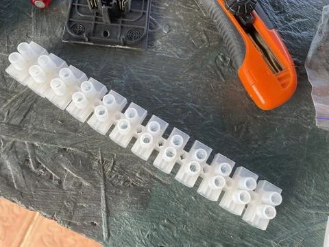 Electrical wiring assembly for cable installation Photos