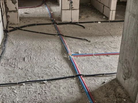 Electrical wiring on the floor Foto stock