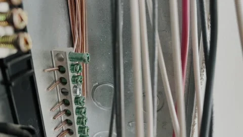 Electrical wiring terminal block close up Stock-Footage 333102830