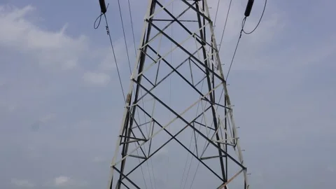 Electricity Transmission Tower Stockbeeldmateriaal 335219750