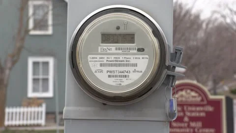 Electricity usage digital smart power meter on city street. Stockbeeldmateriaal 151727707