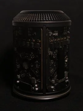 Electronic circuit board with processor and metal components, showing old c.. Foto stock