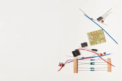 Electronic component, electric circuits, speaker, light-emitting diode, digit 스톡 사진