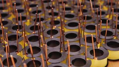 Electronic component manufacturing - camera slide over many transformer coils Видео 149828719