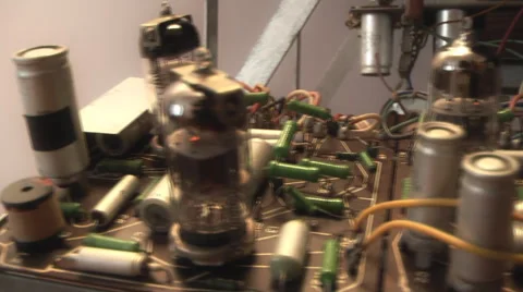 Electronic lamp responsive to a signal change. Video stock 42644752