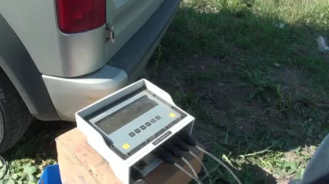 Electronic mobile scale 스톡 동영상 12153804