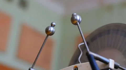 Electrostatic machine starts to rotate and produces an electrical discharge Stock Footage 62400806