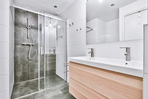 Elegant bathroom design Stock Photos