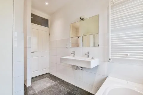 Elegant bathroom design Stock Photos