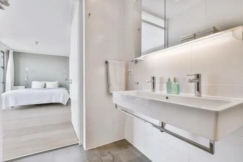 Elegant bathroom design Stock Photos
