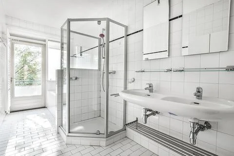 Elegant bathroom design Stock Photos