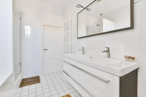 Elegant bathroom design Stock Photos