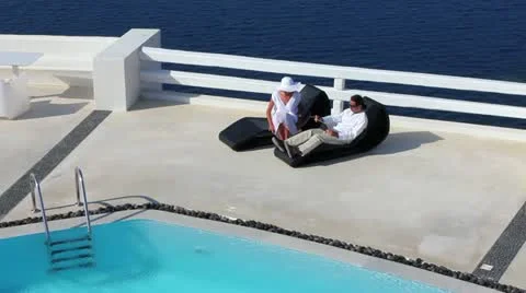 Elegant couple Stock Footage 24634087