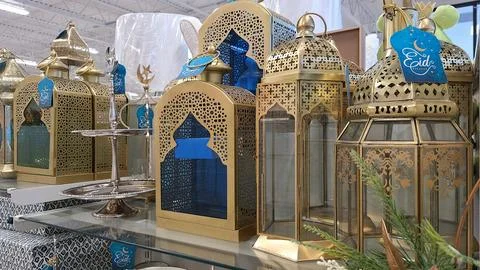 Elegant Lanterns for Eid Decoration Are Displayed 스톡 사진