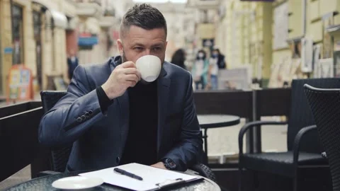 An elegant man writes texts with a pen. Stock Footage 172504580